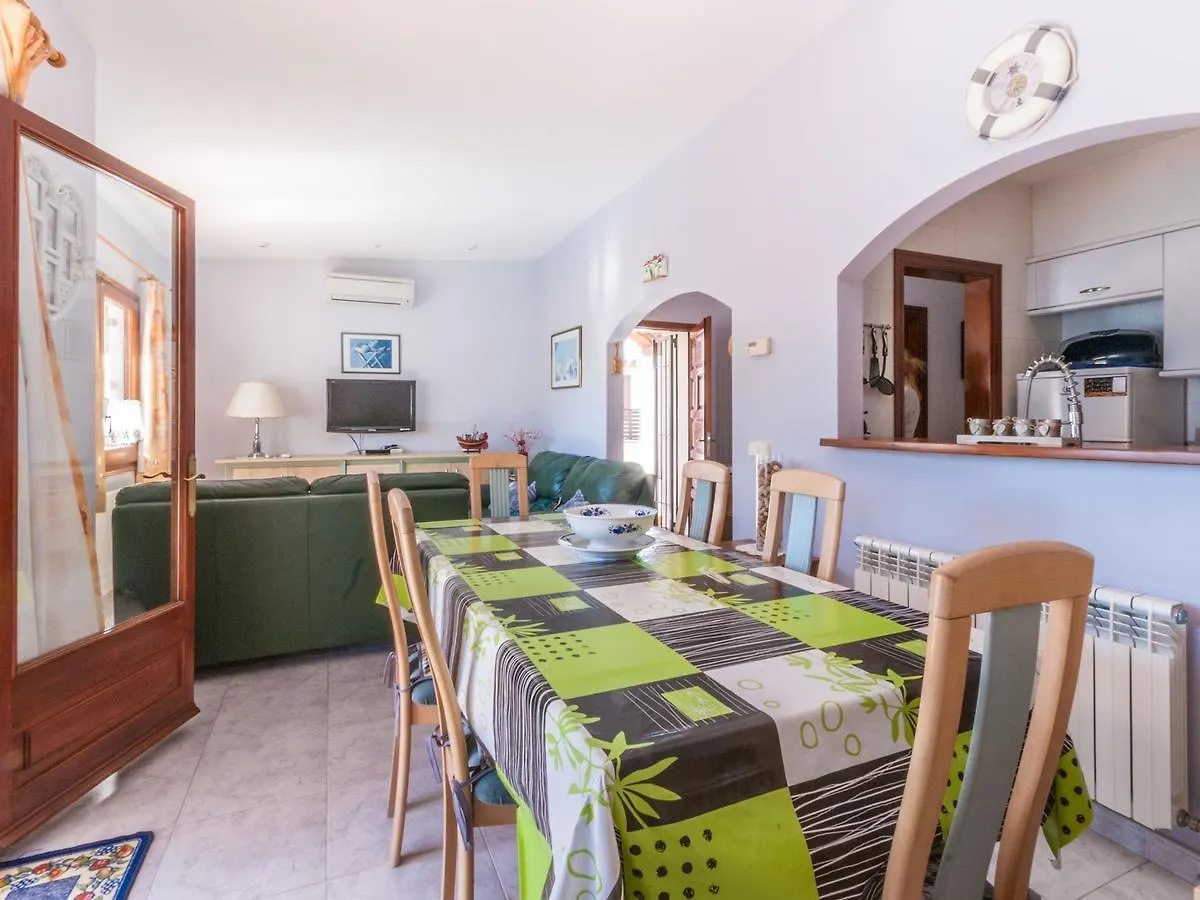 Cosy Holiday Home L'Escala With Swimming Pool